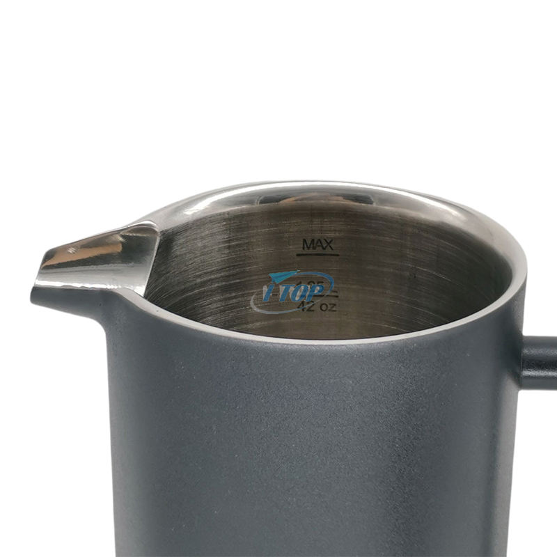 Prensa francesa Estilo clásico Acero inoxidable 34 oz Cafetera de doble pared aislada Prensa francesa con mango curvo