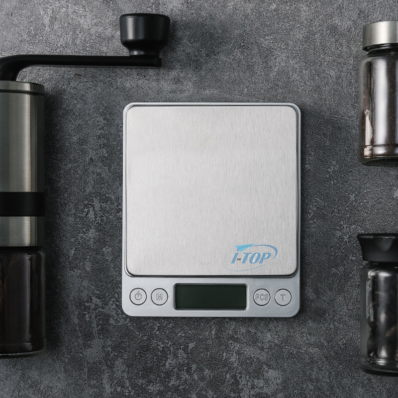 Juego de regalo disponible de muestra, kit de café de goteo para viajes al aire libre con filtro de molinillo de café manual, tetera y cuchara