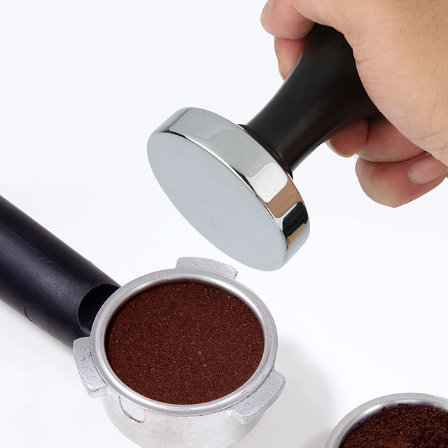 Prensa de polvo de café espresso calibrada de acero inoxidable 304 58 mm con base plana