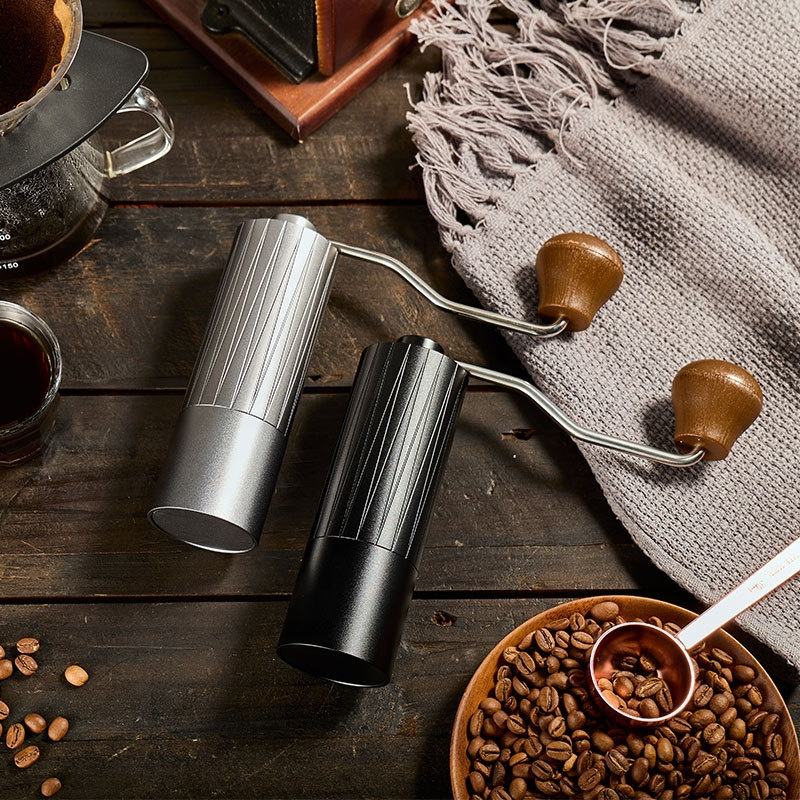 Molinillo de café con rebabas Manual, capacidad de 0,9 onzas, molinillo de rebabas cónico de acero inoxidable, ajuste ajustable más fino a más grueso